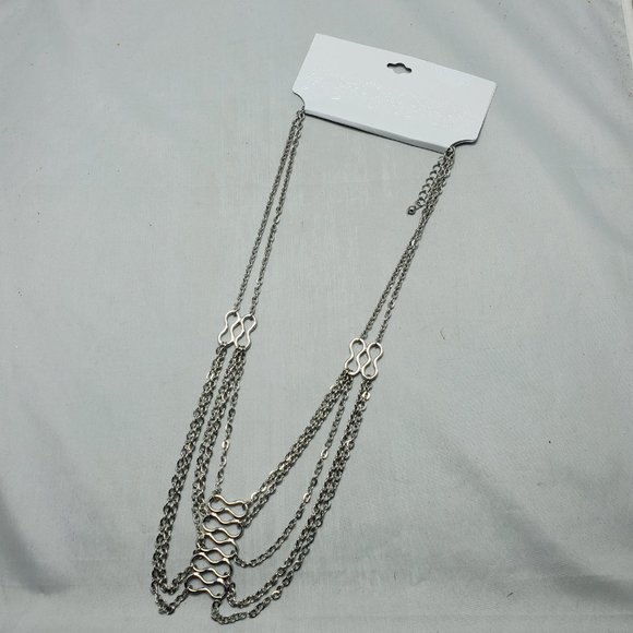 Target silver multi link chain with figure 8 design NWT - Picture 4 of 5